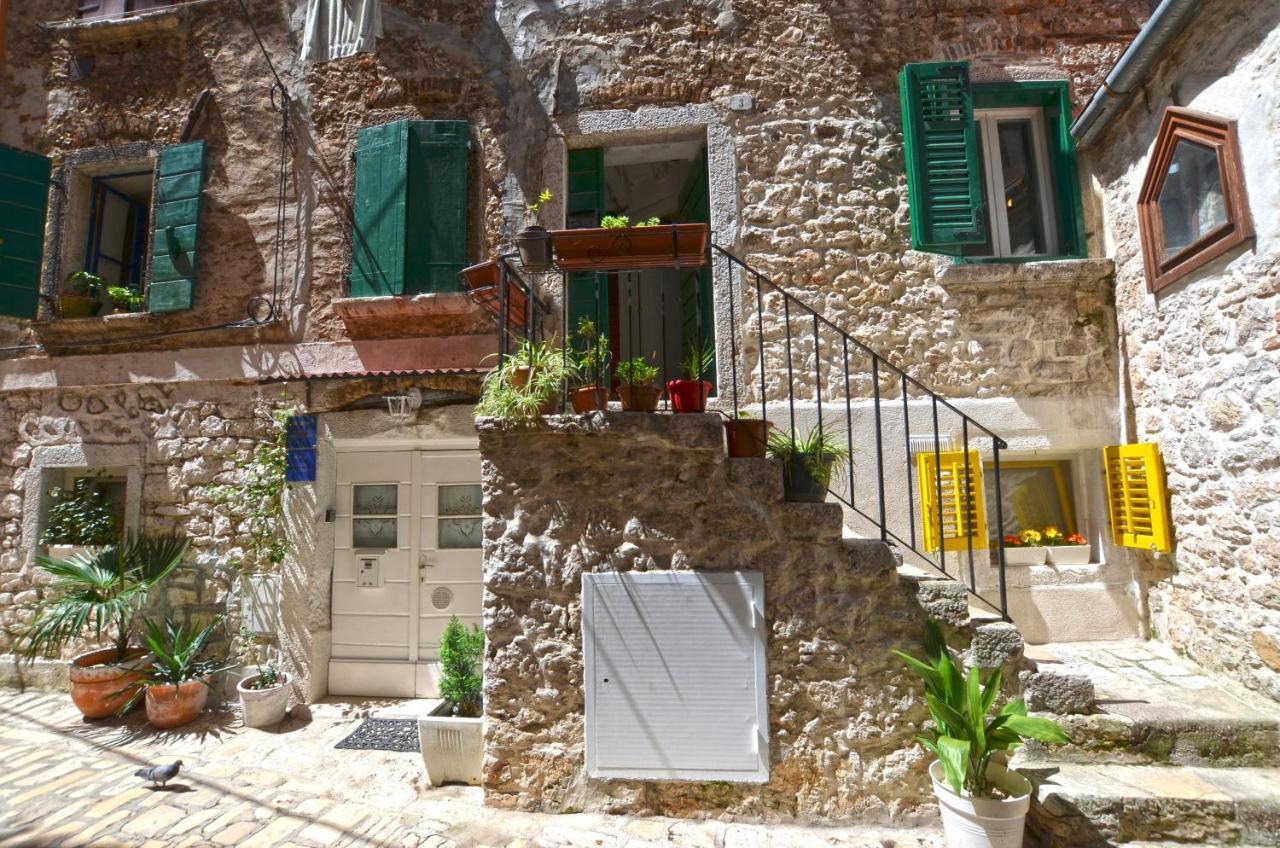 Pisinium Apartment Rovinj Eksteriør billede